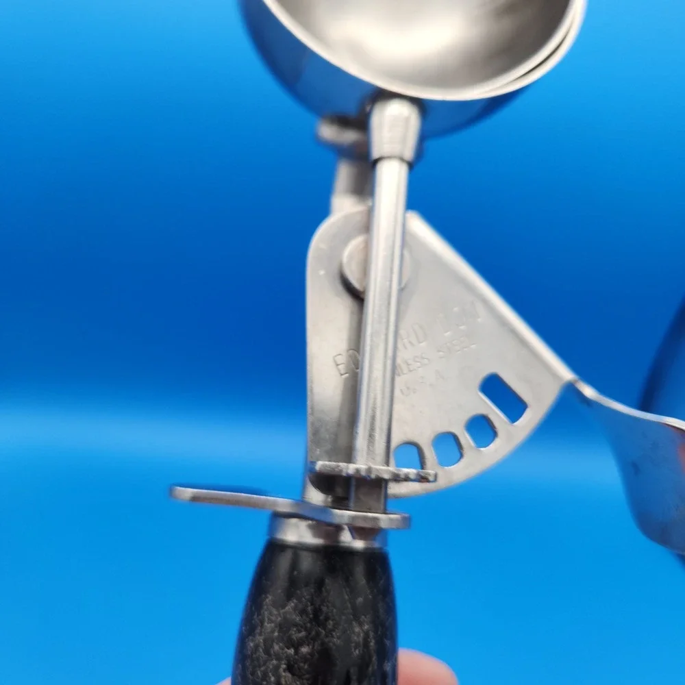 Vintage‎ Edward Don Stainless Ice Cream Scoop Made in USA